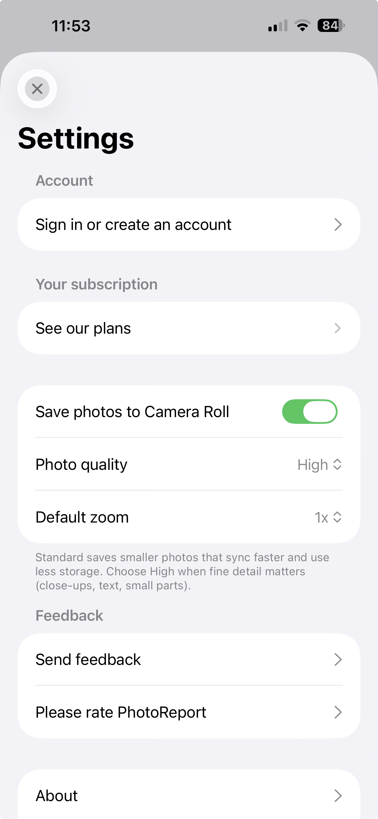 Écran Réglages de PhotoReport 2026.5 sur iPhone montrant la nouvelle option Qualité photo réglée sur Haute et l'option Zoom par défaut réglée sur 1x, avec une explication précisant que le mode Standard produit des photos plus légères qui se synchronisent plus vite et occupent moins d'espace